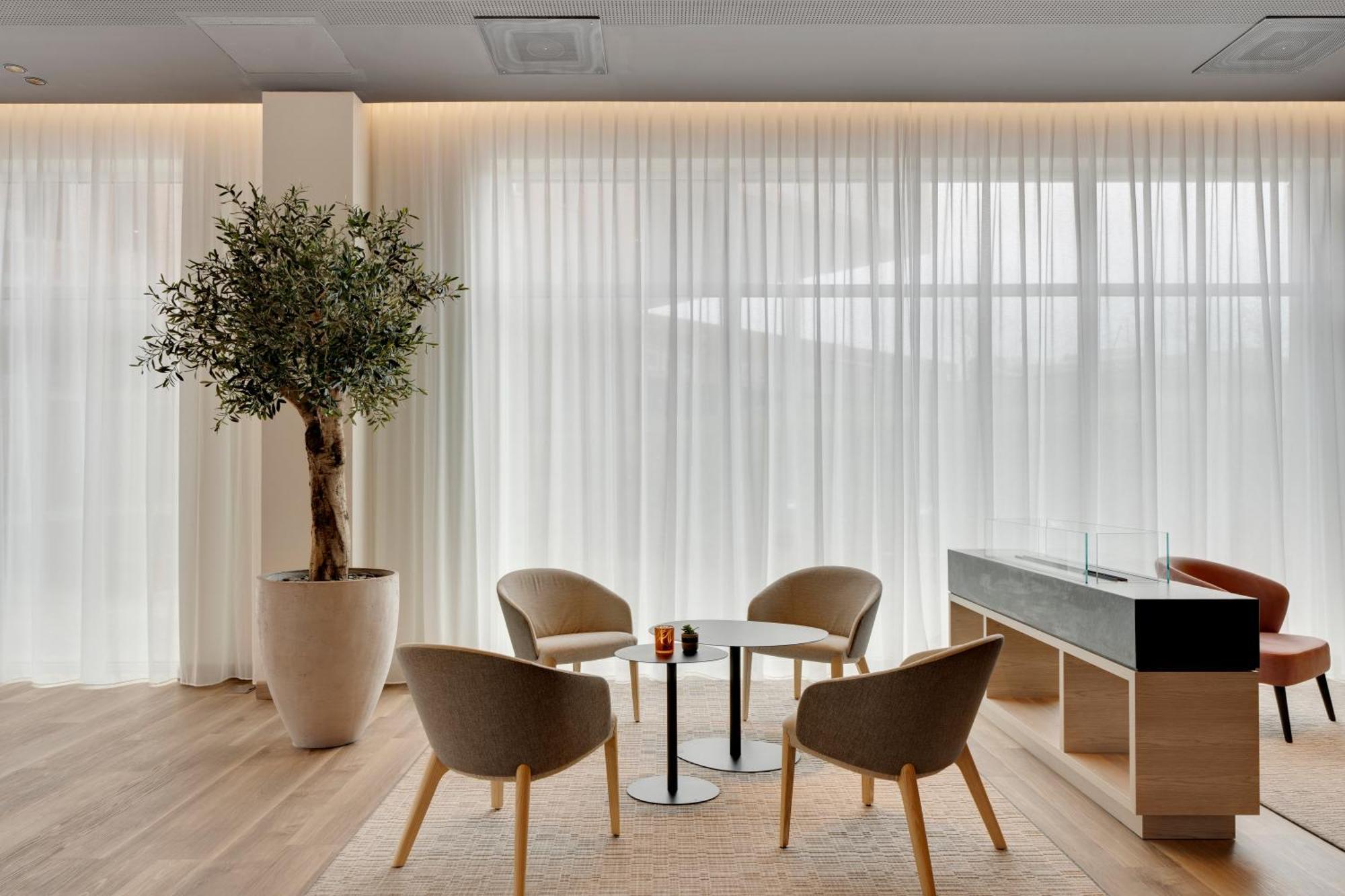 Intercityhotel Breda Eksteriør billede